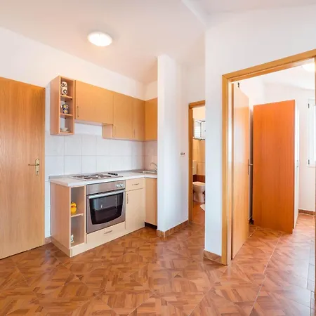 Marina 4 4-0 By Interhome * Srima