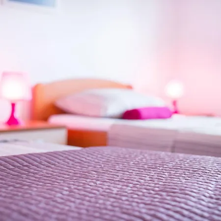 Marina 4 4-0 By Interhome